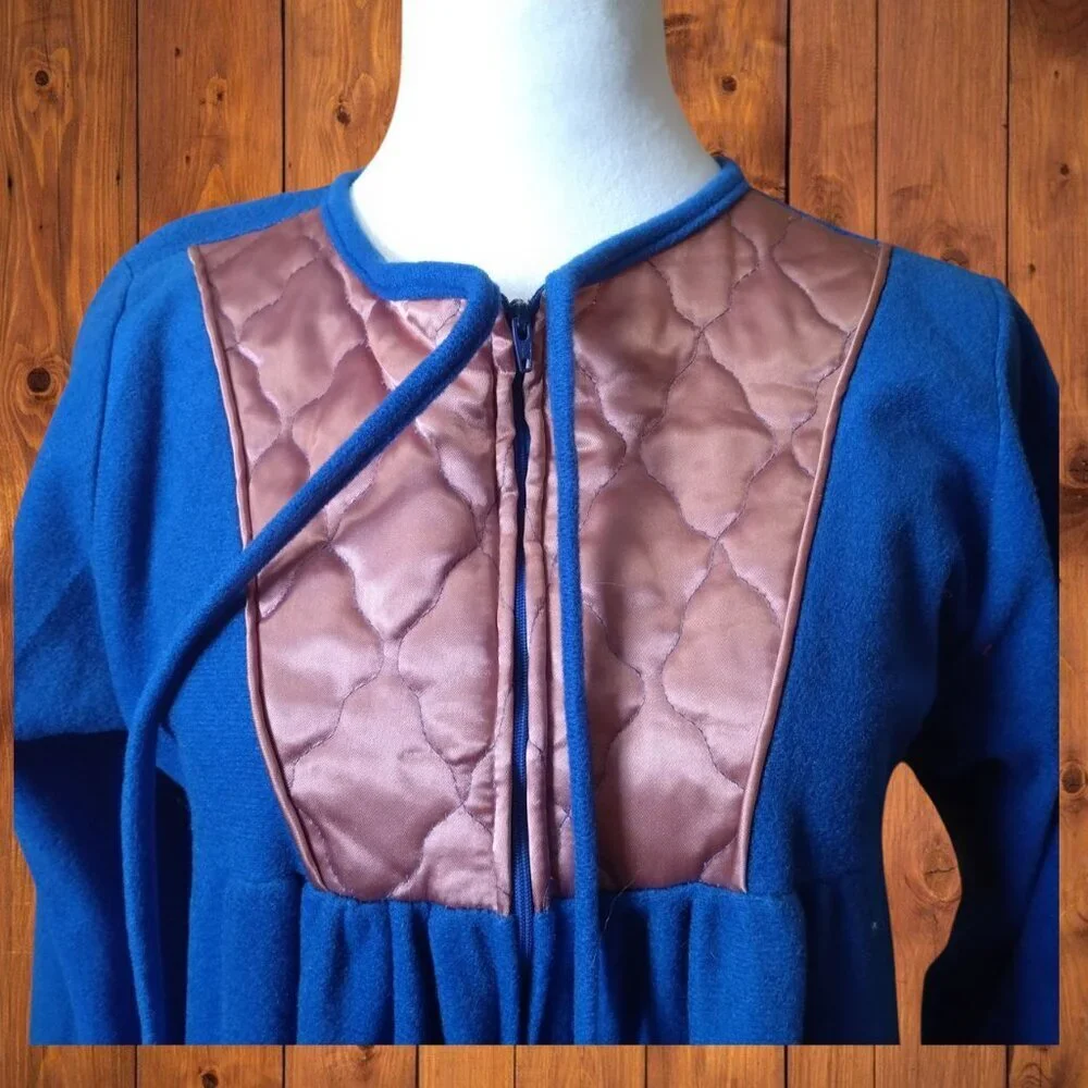 BERNETTE NEW YORK WOMEN'S MEDIUM LONG SLEEVE ZIP UP ROBE BLUE VINTAGE NEW